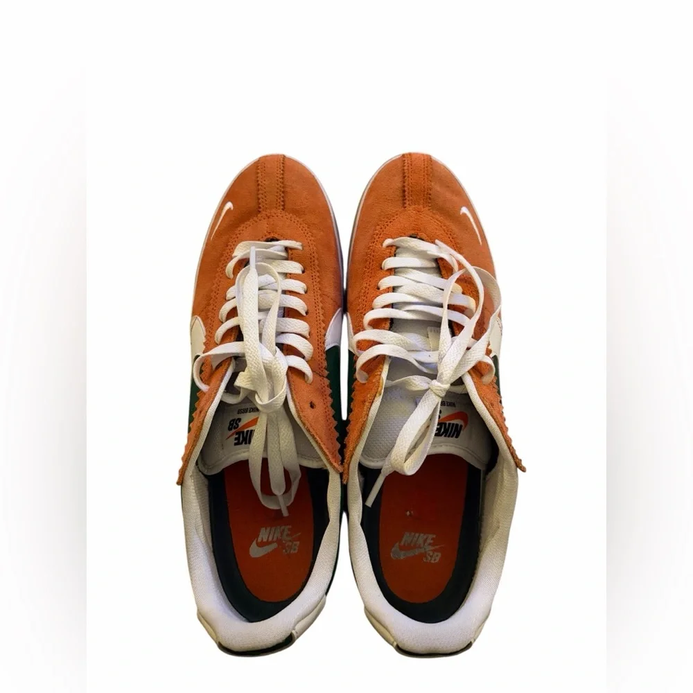 Nike BRSB Deep Orange Pine Green Skateboarding sneaker.Size 10.5. Good condition